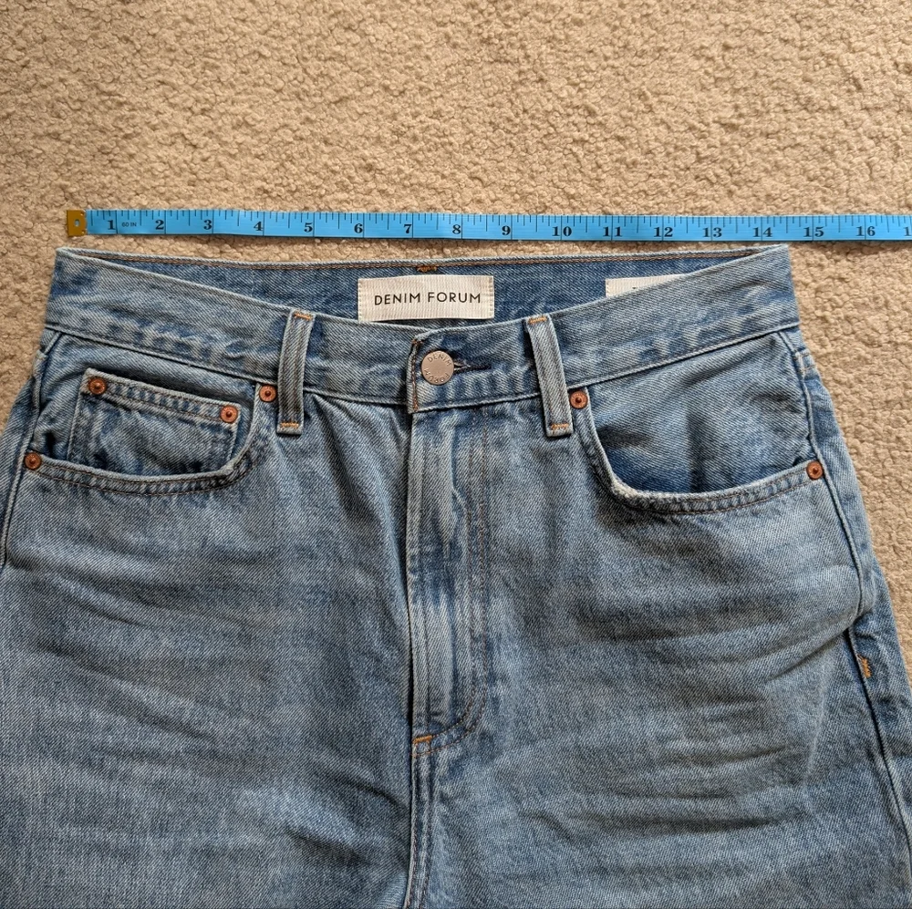 Aritzia Denim Forum The Farrah Hi-Rise Wide Jean 27 Waist - Picture 8 of 14